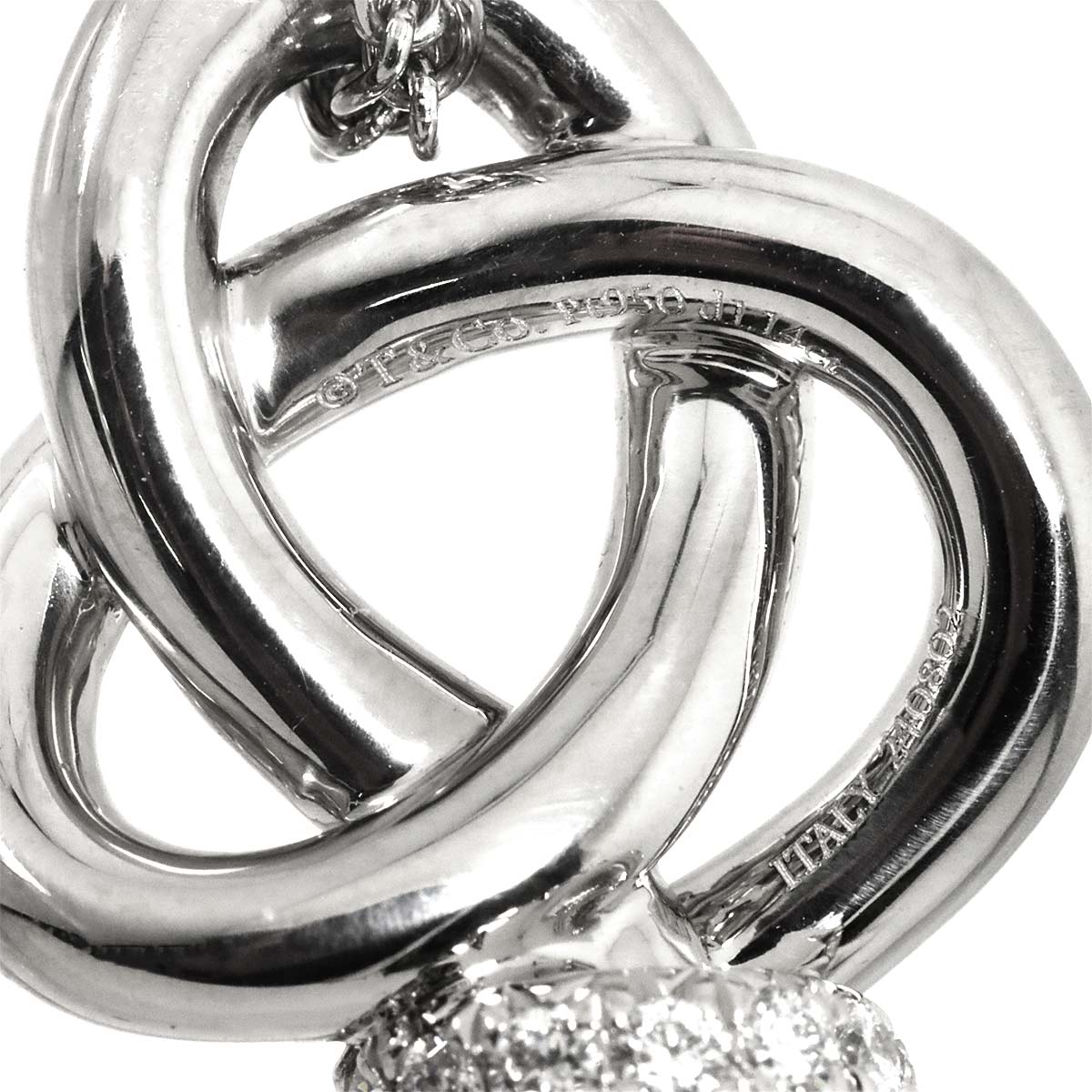 Knot Key Diamond Necklace Platinum