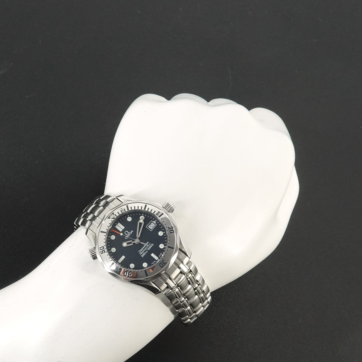 Seamaster professional 2562 80 Date Navy Dial Boys Watch