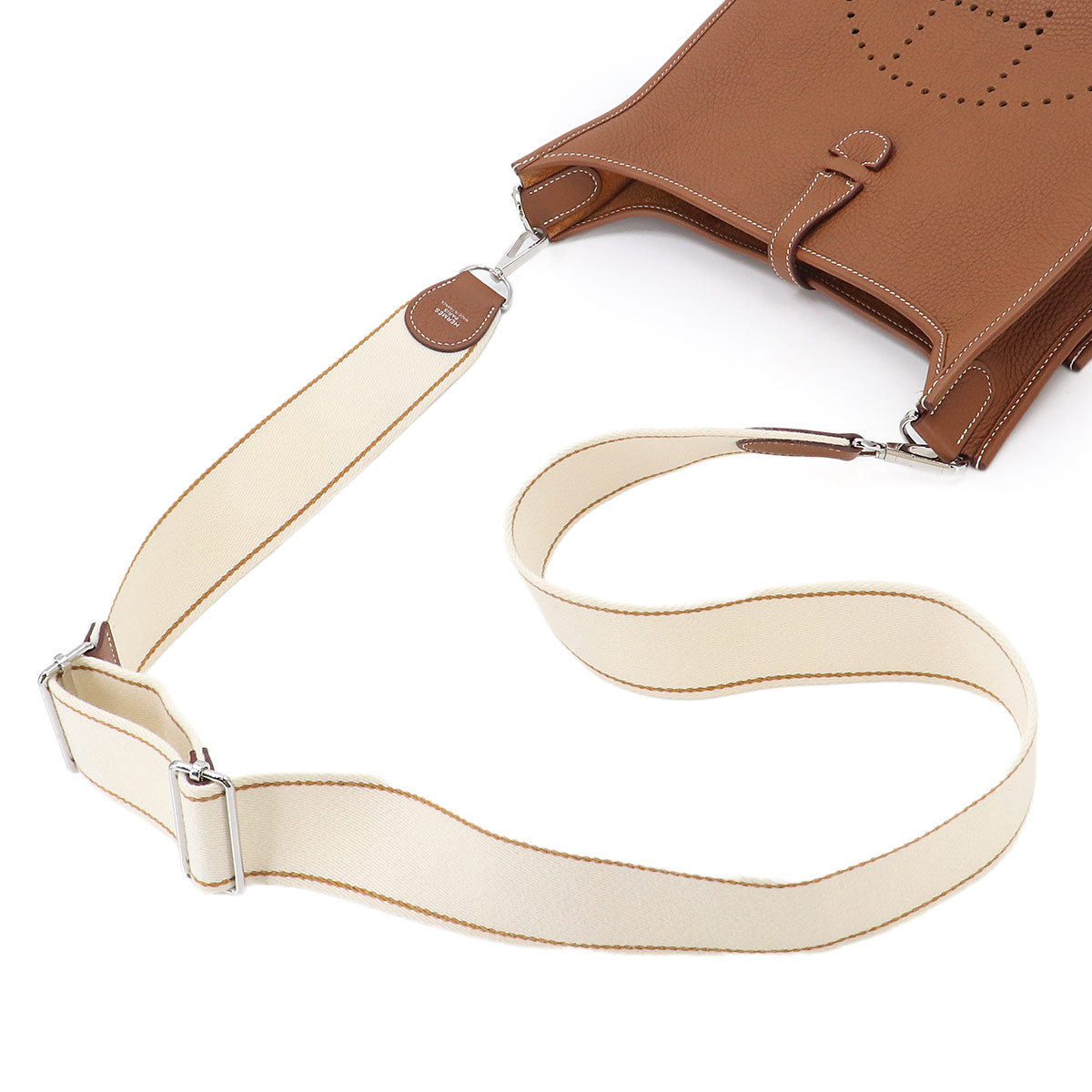 Everlyne 3 PM Amazon Shoulder Bag Taurillon Clemence Gold