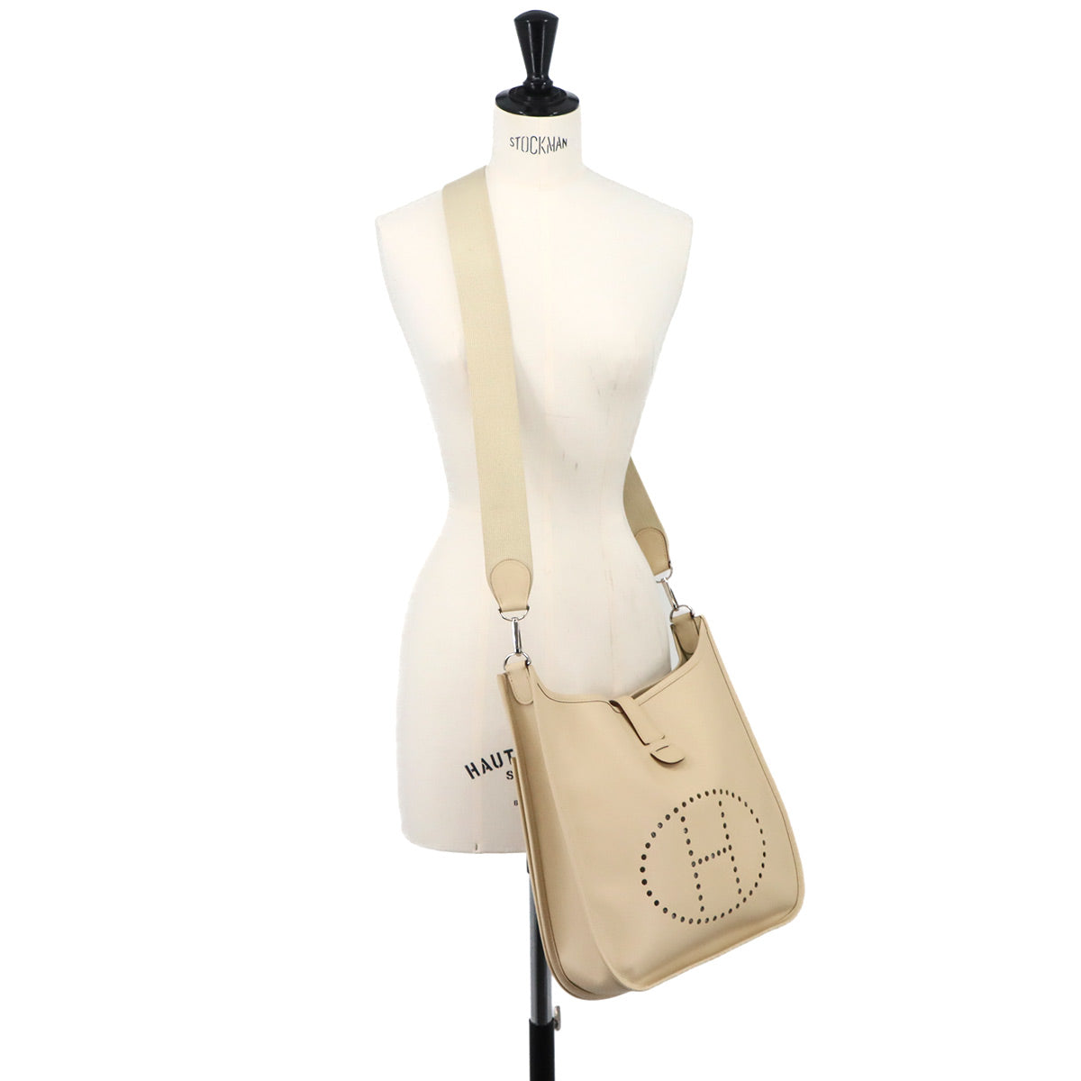 Evelyne3 GM Shoulder Bag Epsom Parchment