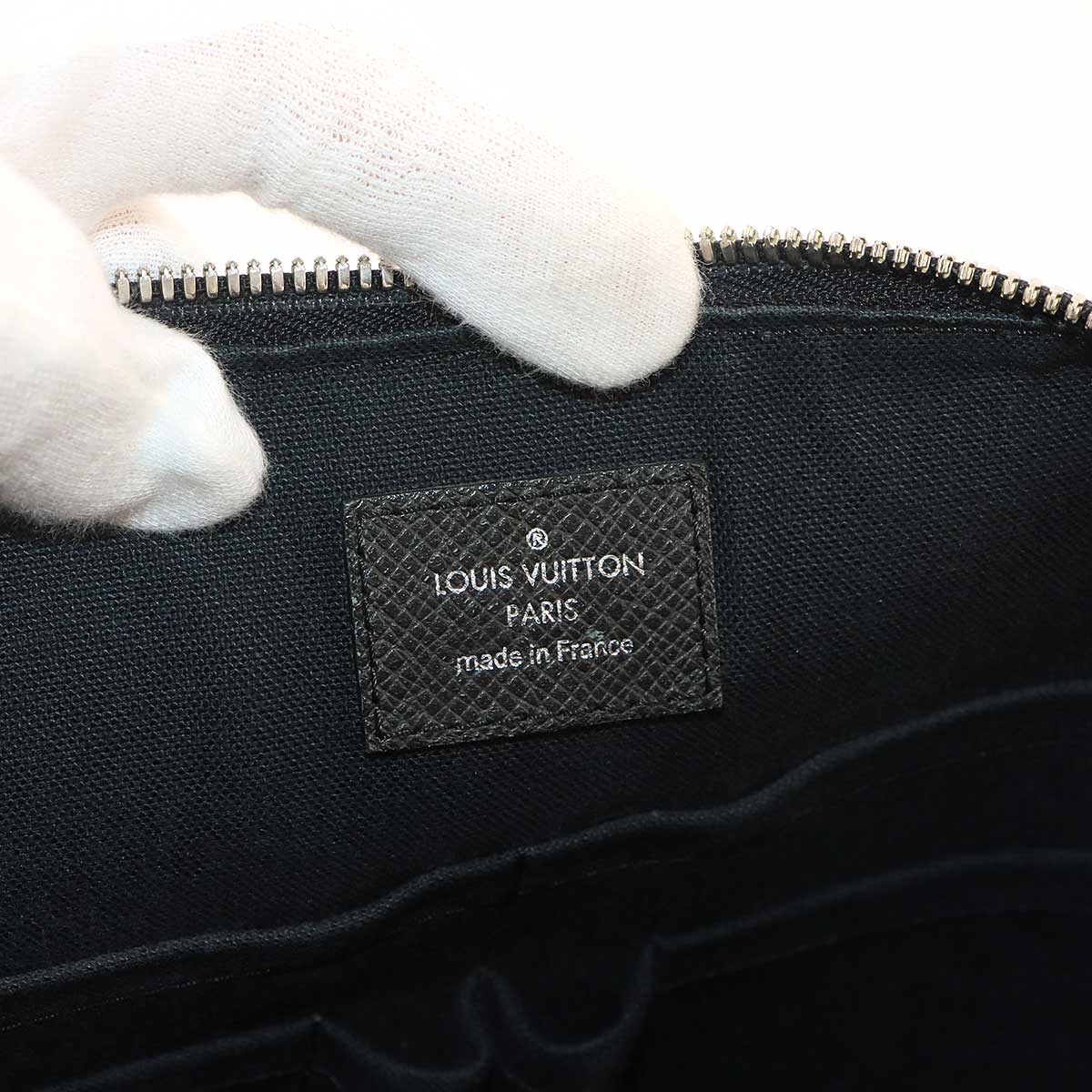 Taiga Grigori Messenger PM Shoulder Bag Ardoise M30238