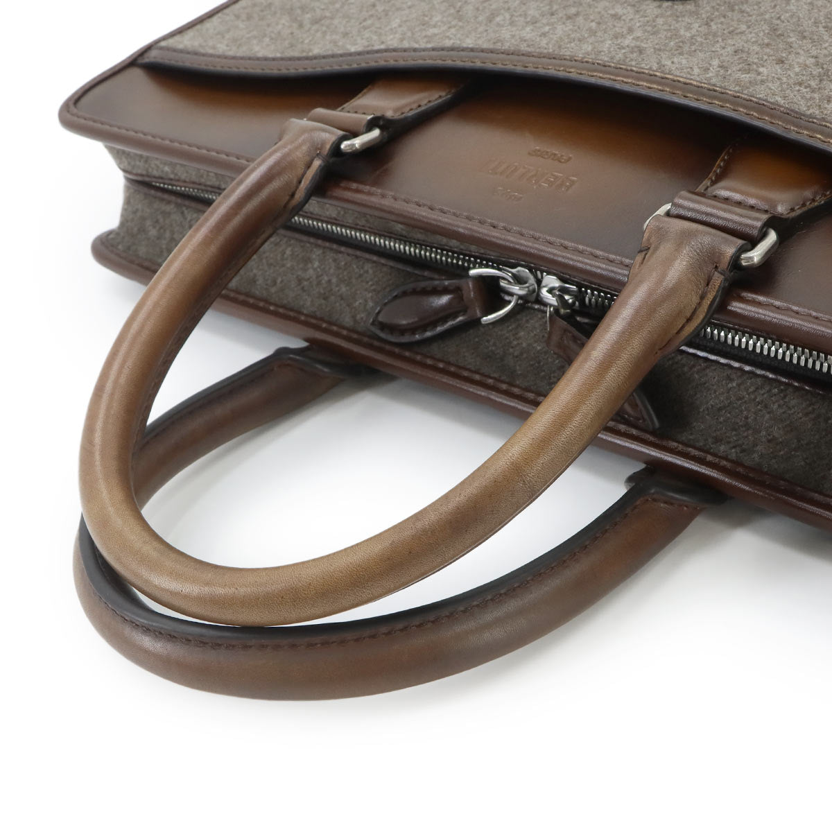 Un Jour Briefcase Business Bag Wool Venezia Leather Brown