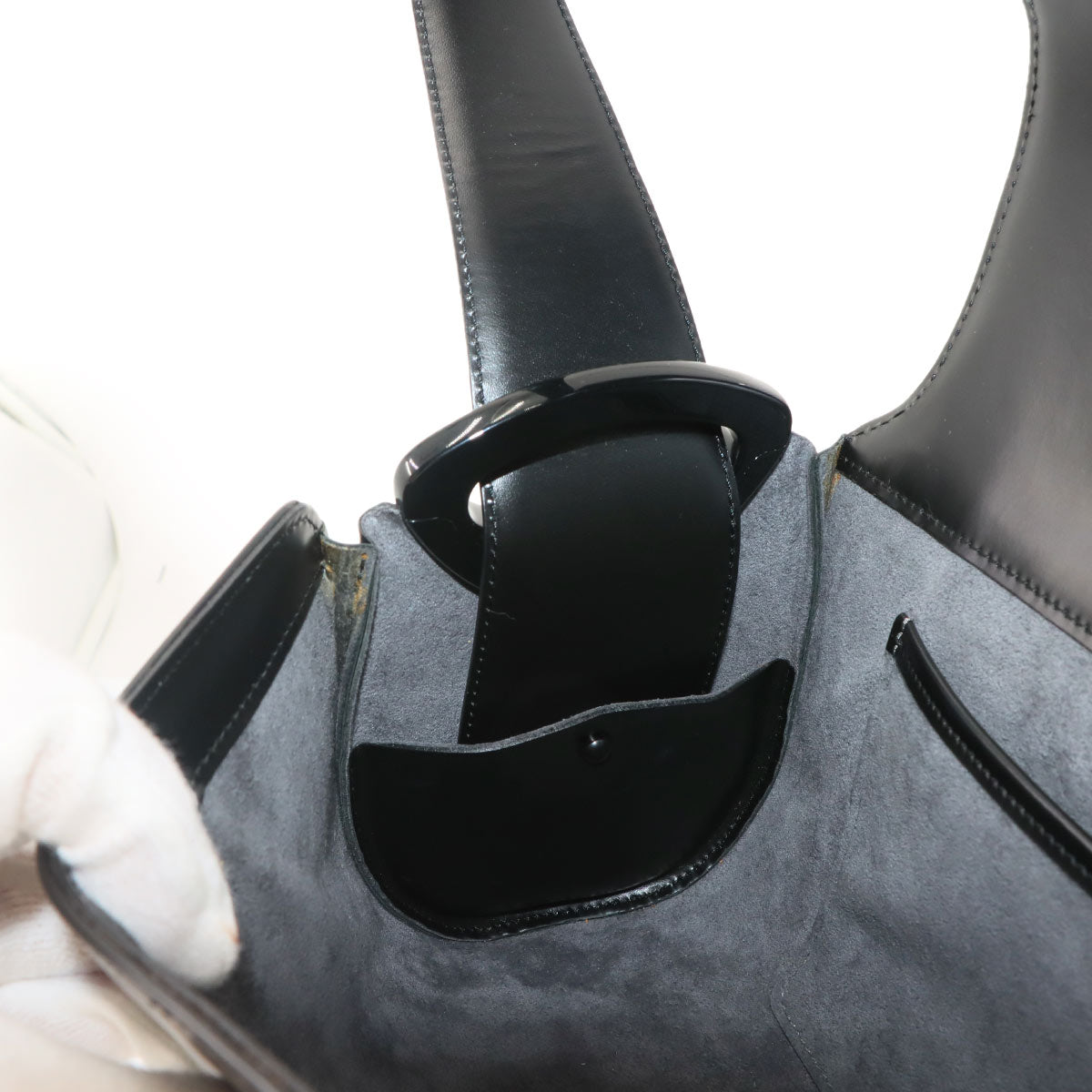 Epi Nocturne GM Shoulder Bag Leather Noir M52172