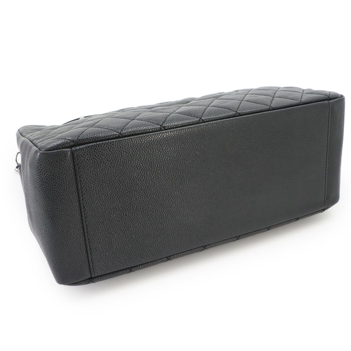 Matelasse Grand Shopping Tote Bag Leather Black GST A50995