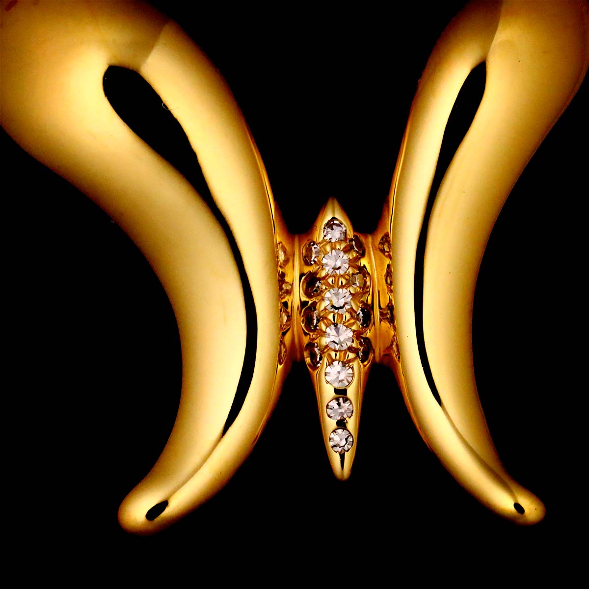 Butterfly Diamond Necklace 18K Yellow Gold 750