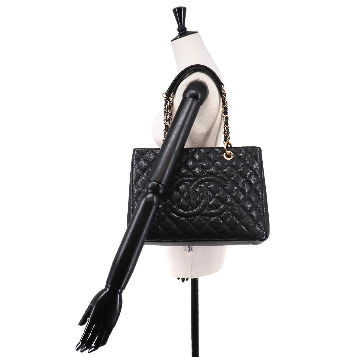 Matelasse Grand Shopping Tote Bag Leather Black GST A50995
