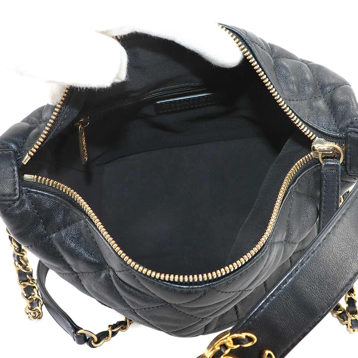CHANEL 19 Matelasse Hobo Hand Chain Shoulder Bag Leather Black AS1746