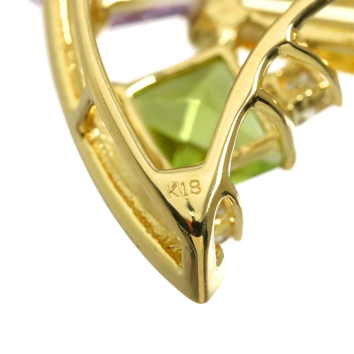 Multi Stone Diamond Pendant Top 18K YG 750
