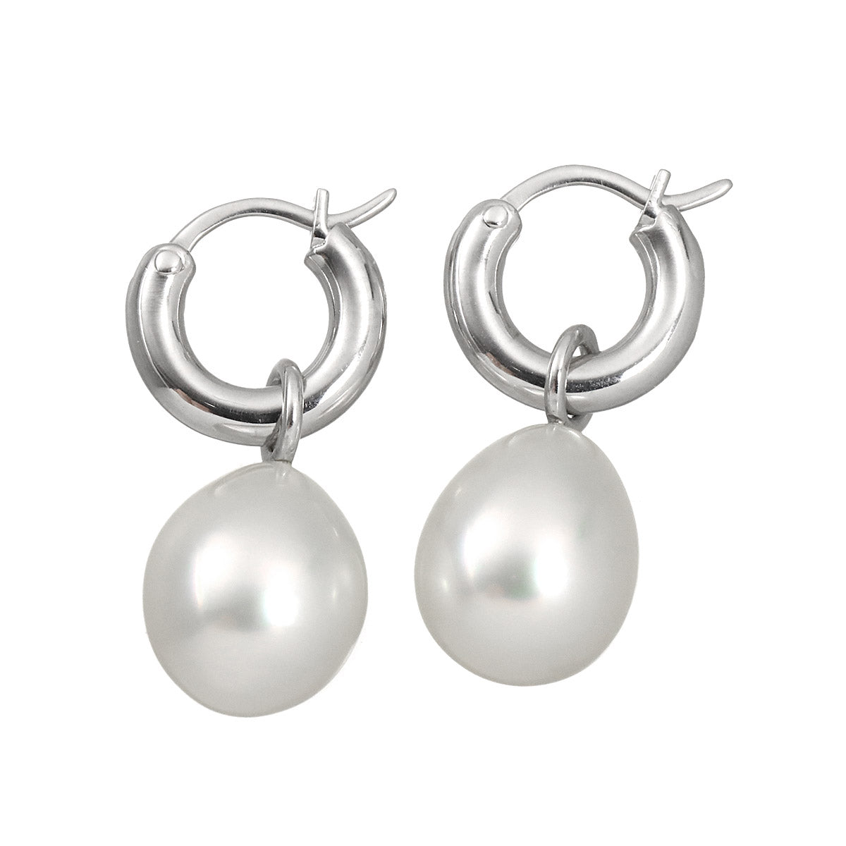 Freshwater pearl Earrings Pierced 18K WG 750