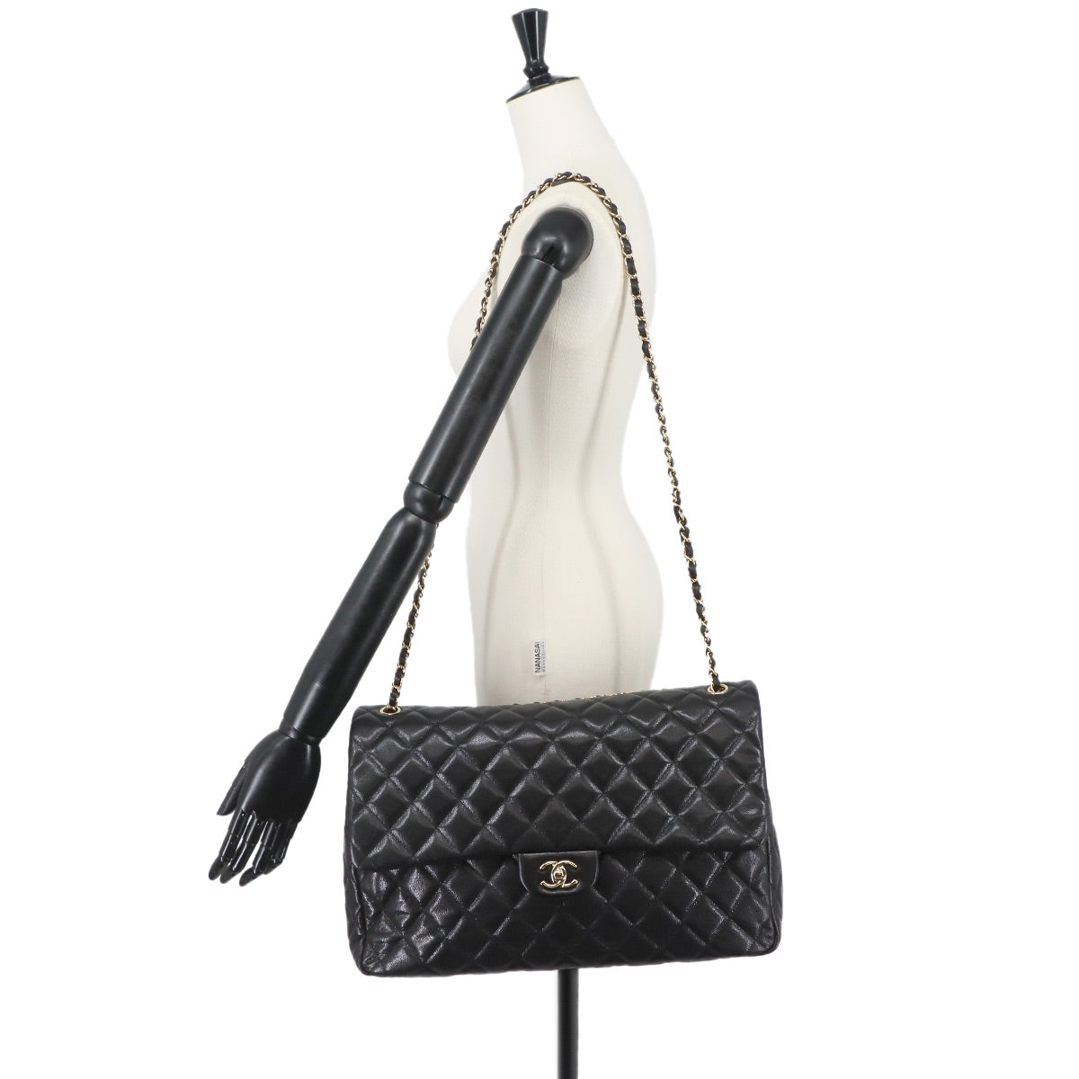 Matelasse 40 Chain Shoulder Bag Leather Black Jumbo