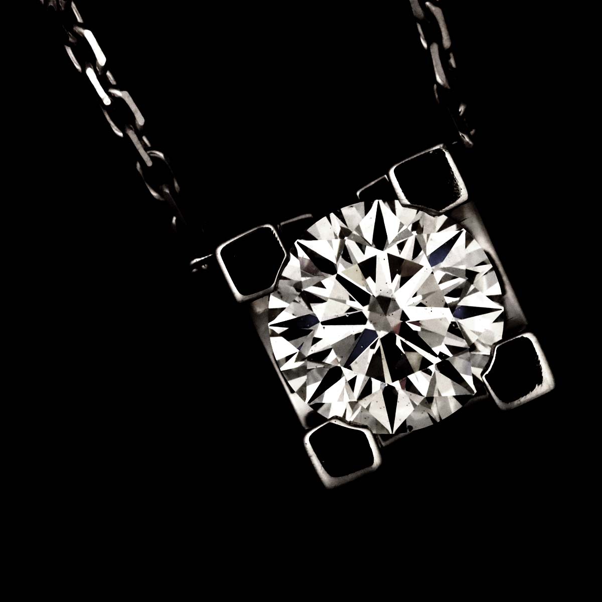 C De Diamond 0.70ct H/VS2/3EX Necklace 18K WG 750