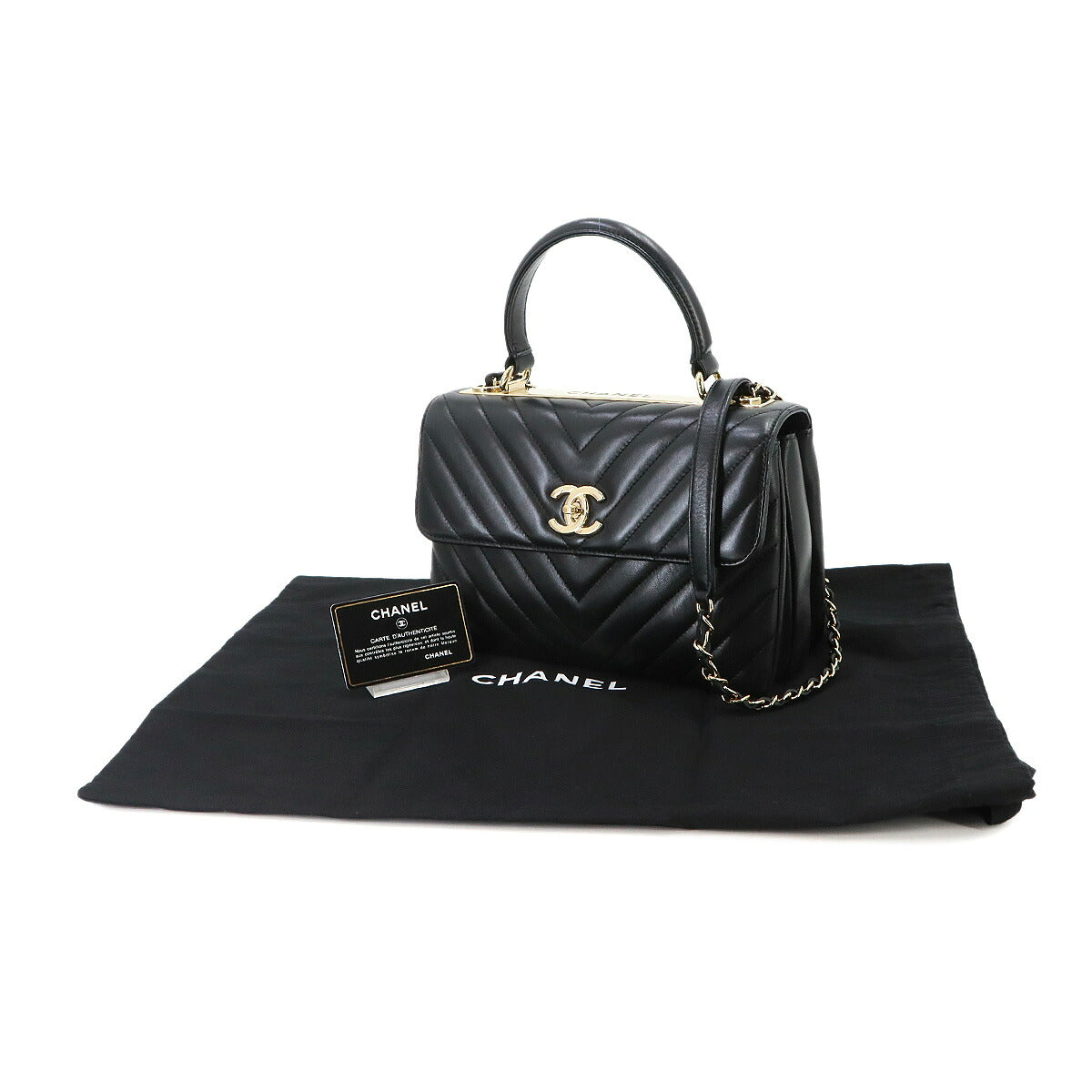 Trendy CC Chevron Hand Chain Shouder Bag Leather Black A92236