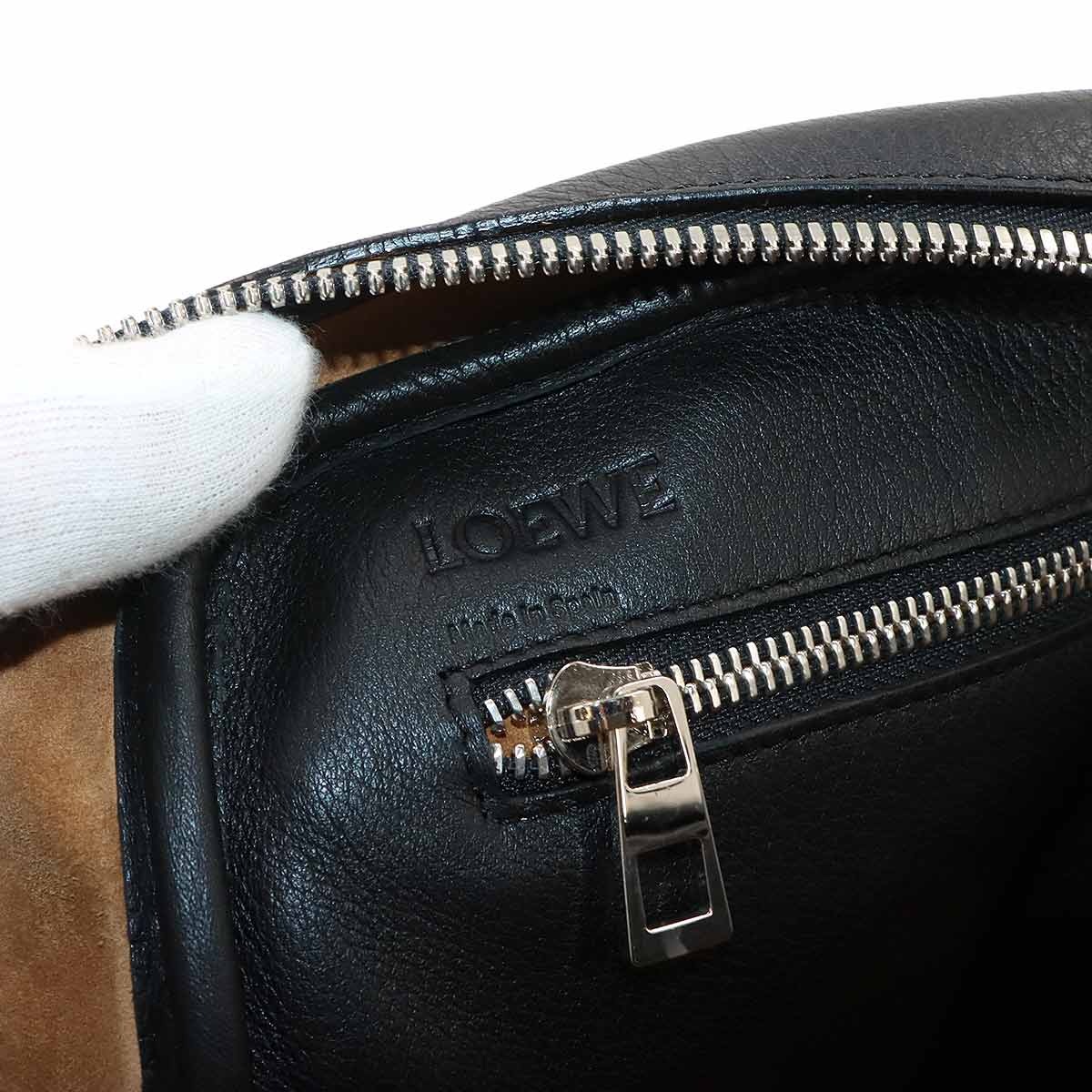 Amazona 75 Large Hand Bag Leather Black Purse