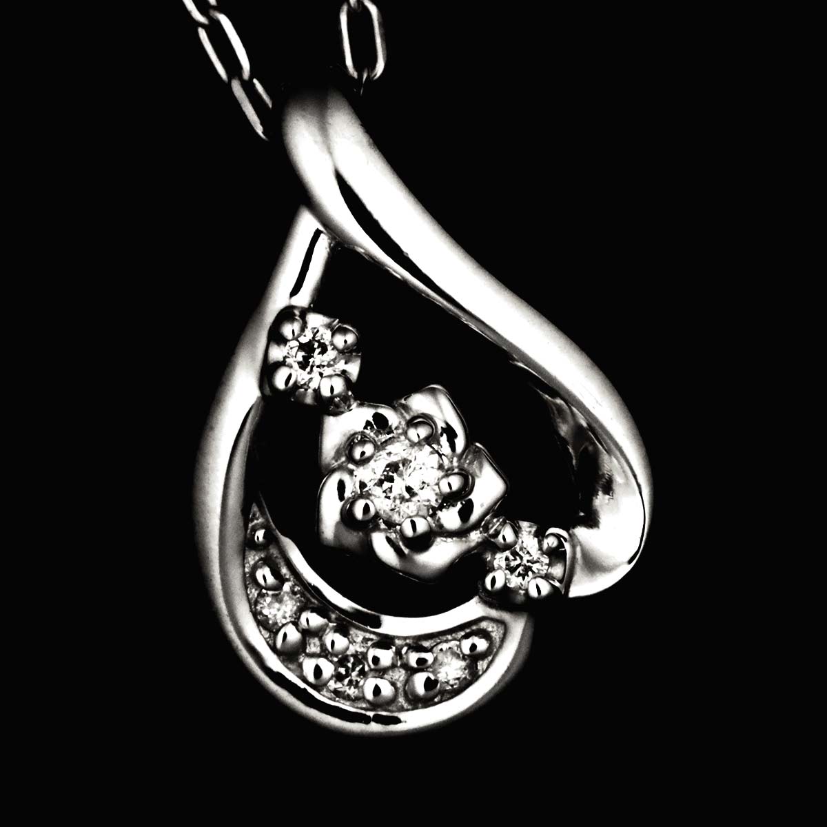 Diamond Necklace 18K White Gold 750