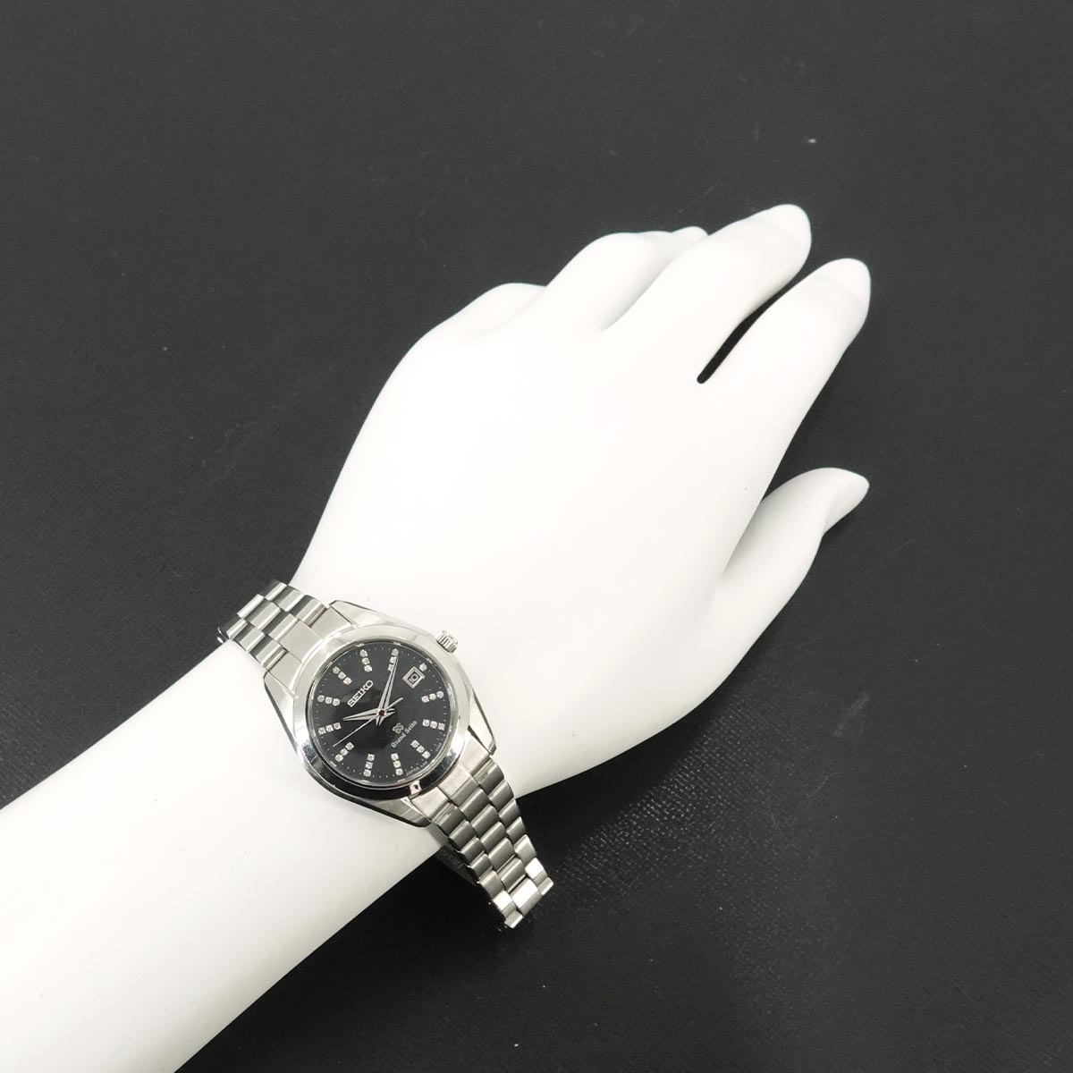 Grand Seiko STGF071 Quarts 34P Diamond Ladies Watch