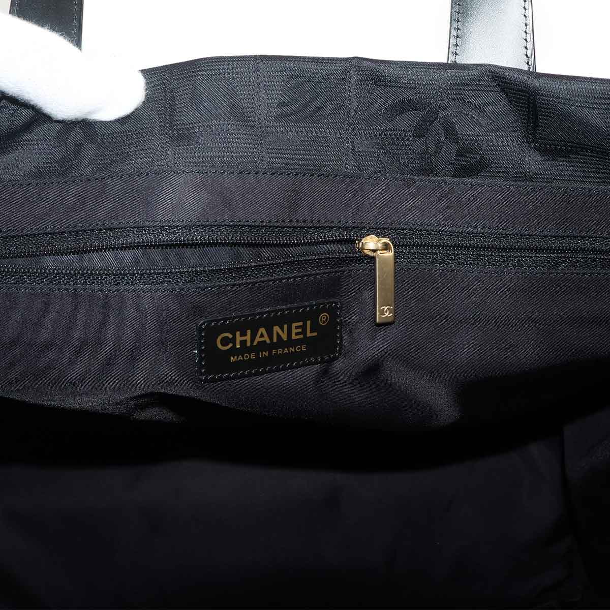 New Travel Line Tote MM Bag Nylon Jacquard Leather Black A15991