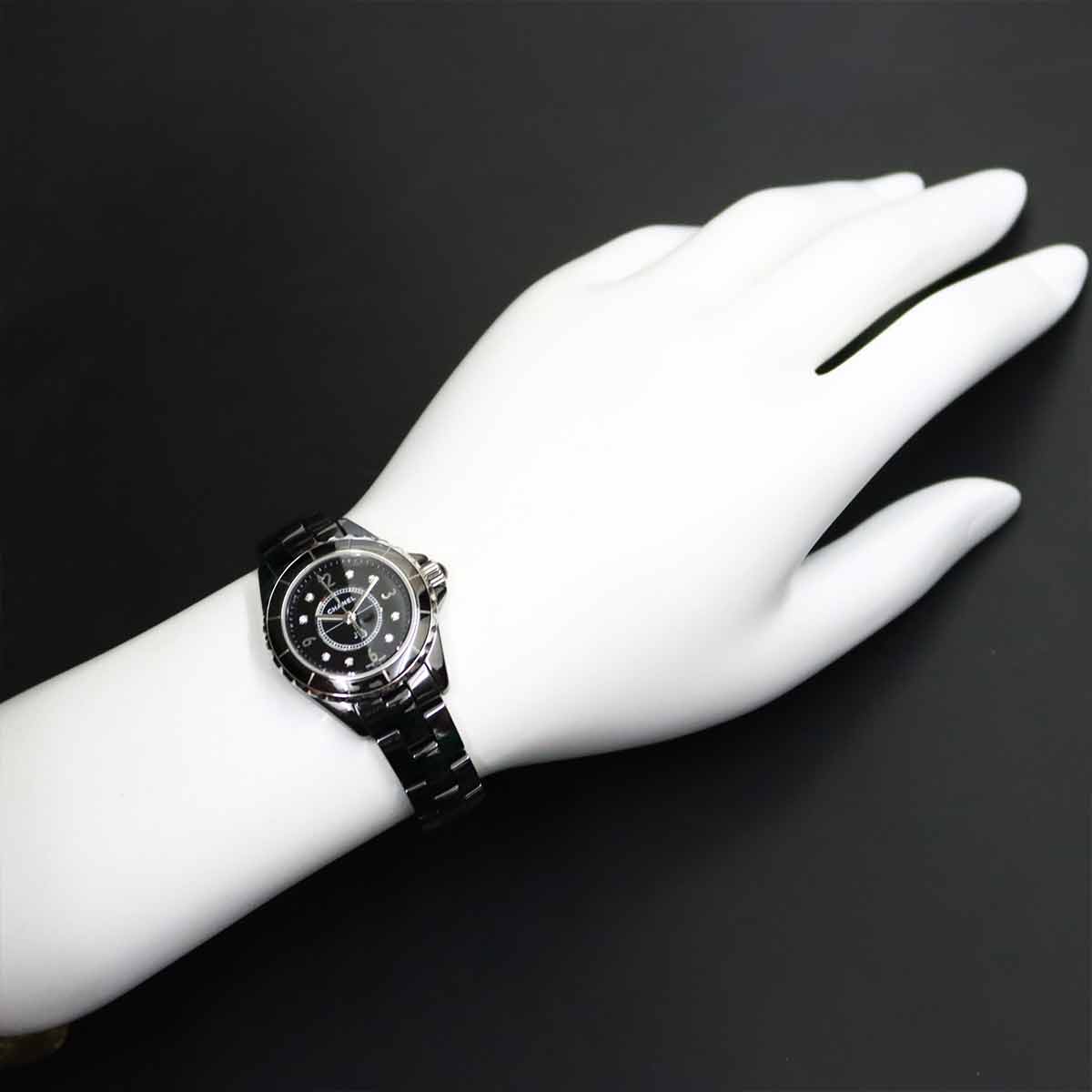 J12 29mm H2569 8P Diamond Quartz Black Dial Ladies Watch