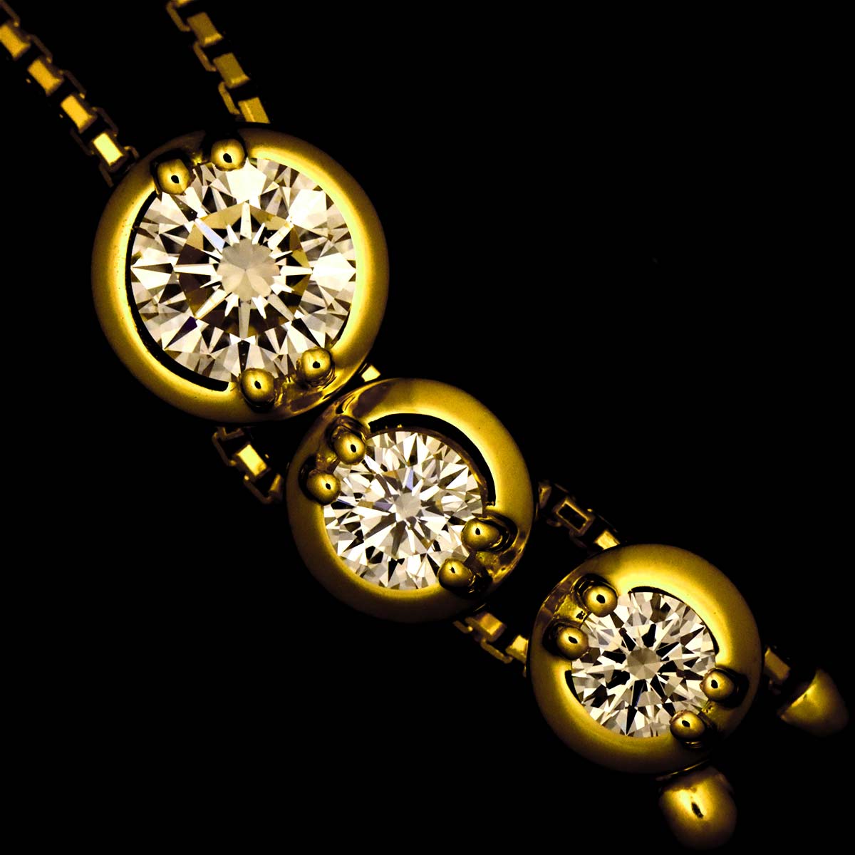 Trilogy Diamond 0.59ct Necklace 18K YG 750