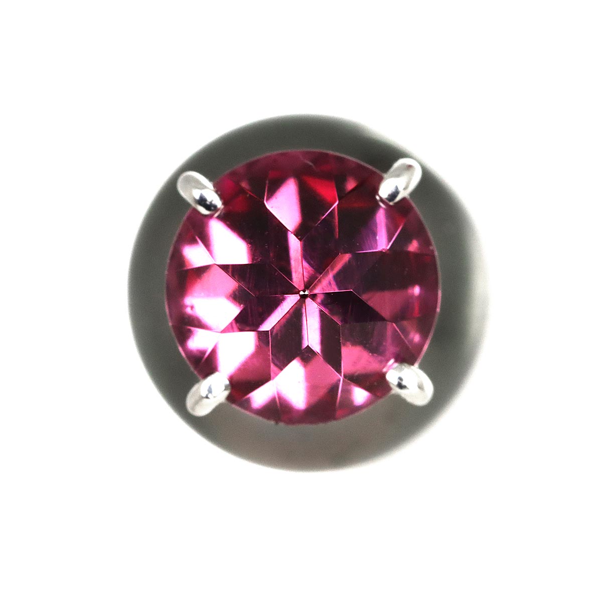 South Sea pearl 9.3mm Garnet Earrings Pierced 18K WG 750