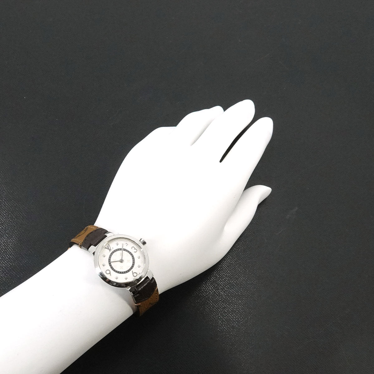 Tambour Slim Q12MG Silver Dial 8P Diamond Ladies Watch