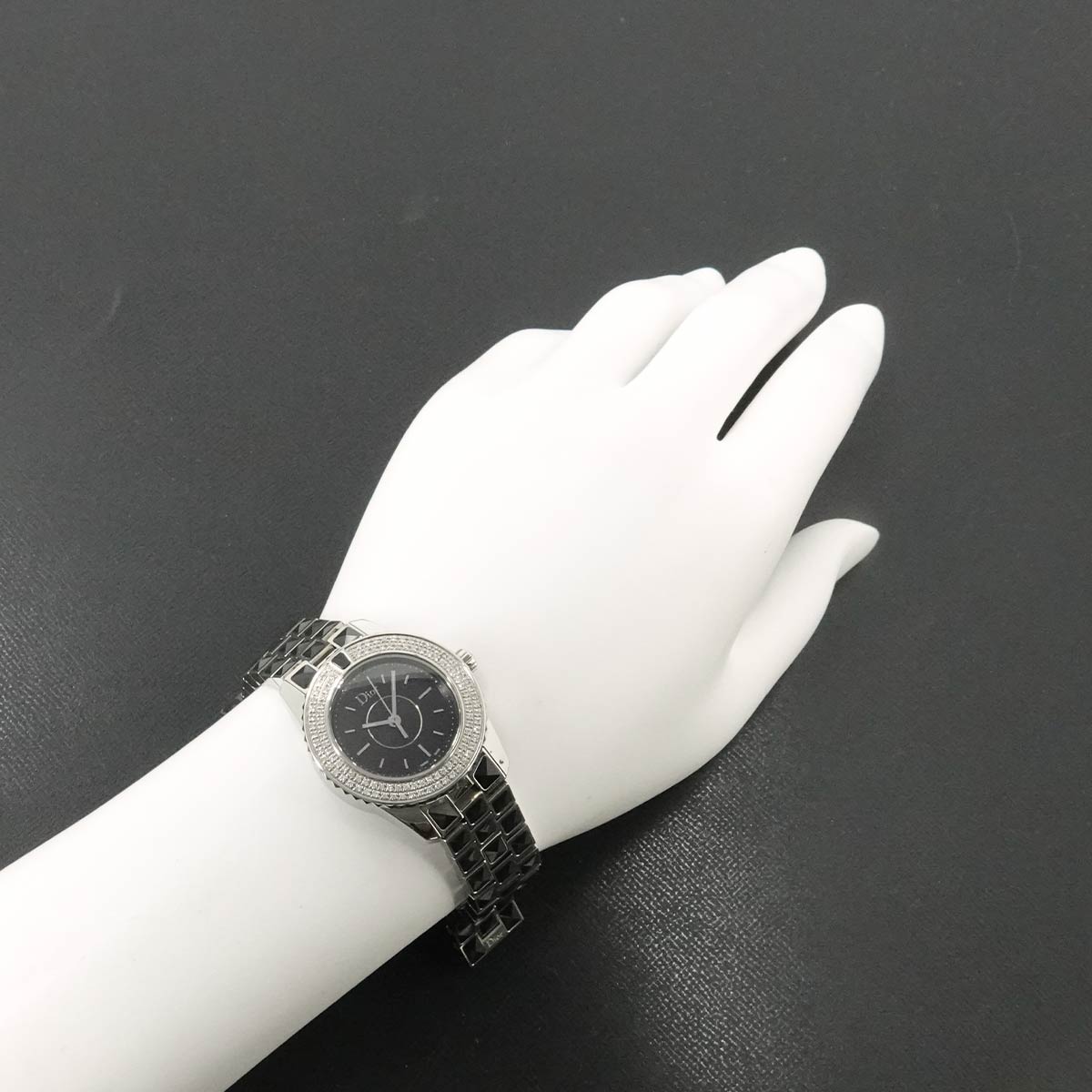 Christal CD112119 Bezel Diamond Black Sapphire Crystal