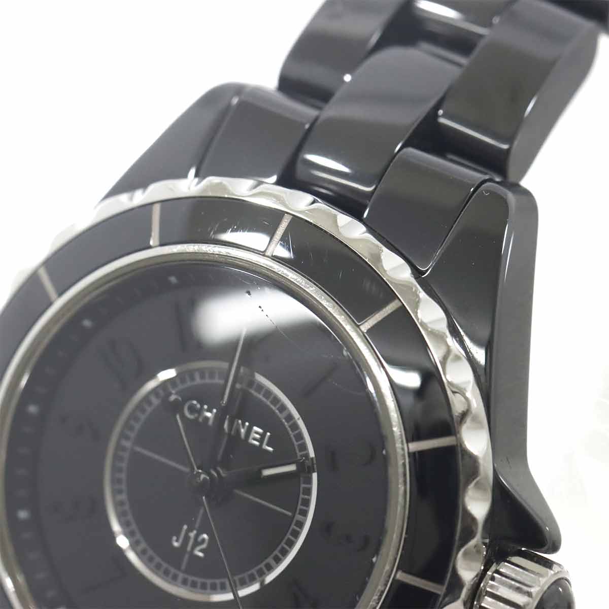 J12 Intense Black 29mm H4196 Quartz Ceramic Black Dial Ladies