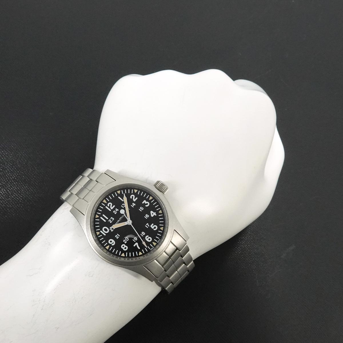 Khaki Field H694390 Hand Winding Black Dial Mens