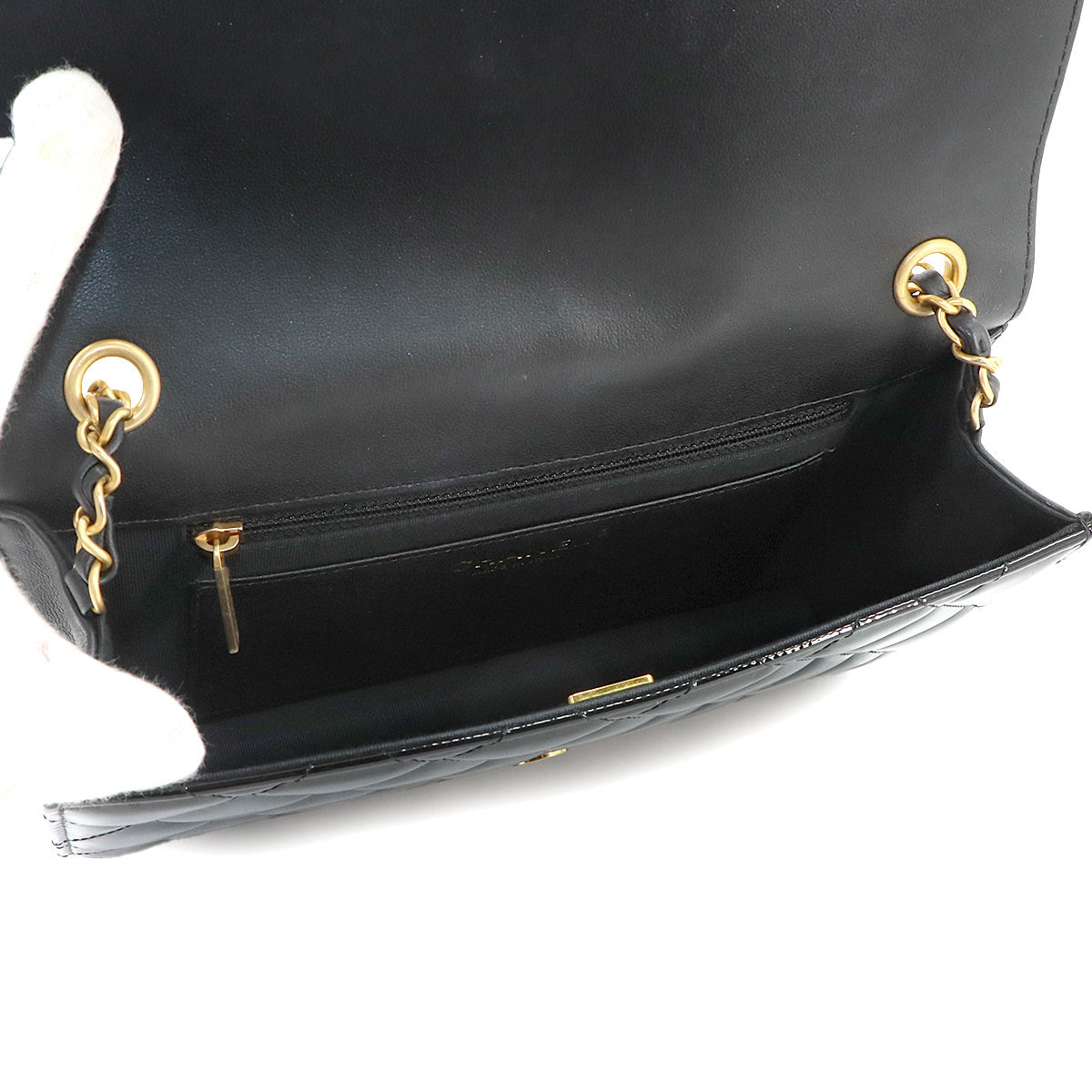 Matelasse Chain Shoulder Bag Enamel Black AP4900