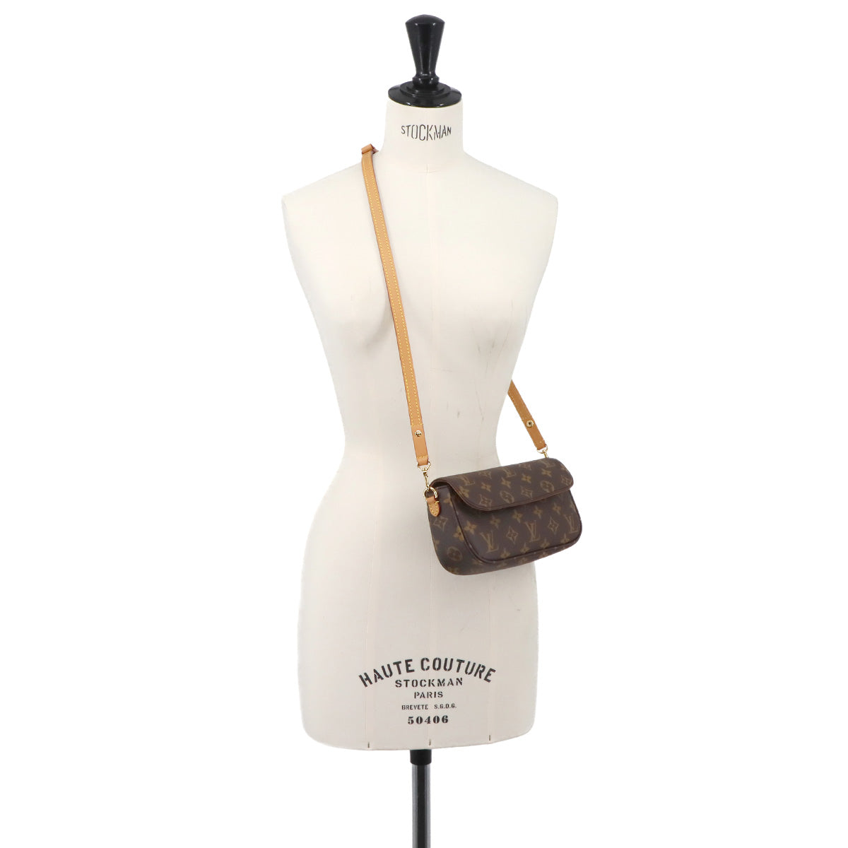 Monogram Wallet on Chain Ivy Hand Shoulder Bag M81911