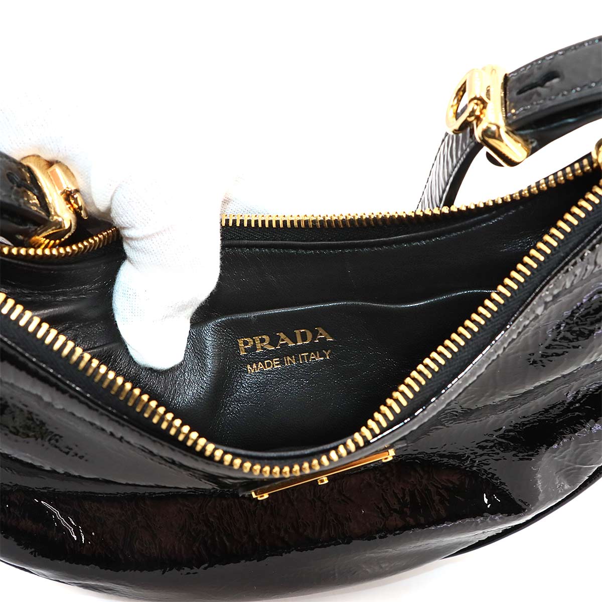 Arque Small Hand Shoulder Bag Patent Leather Black 1BC194 Purse