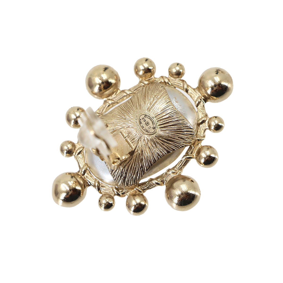 CC Logos Faux Pearl Earrings Gold White B19C Accessory