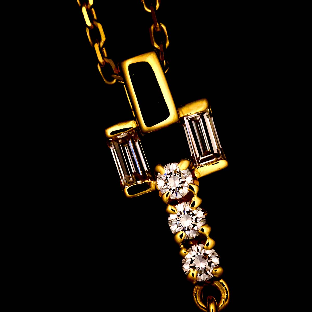Akoya Pearl 8.1mm Diamond Necklace 18K YG 750