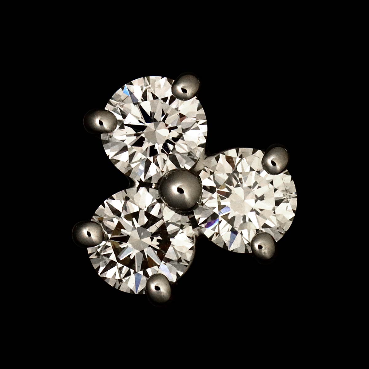 Aria Diamond Earrings Pierced Platinum