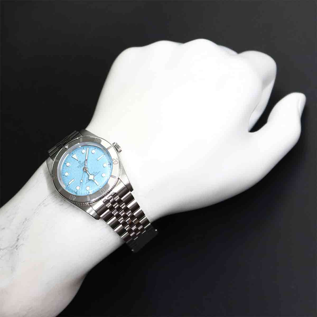 Heritage Black Bay 79000 Automatic Blue Dial Mens Watch