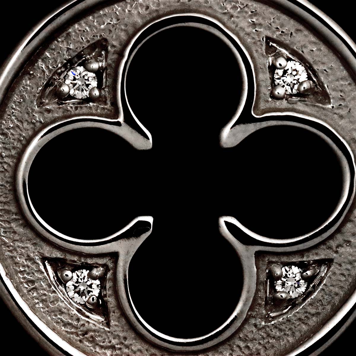 Clover Key Diamond Necklace 18K White Gold 750