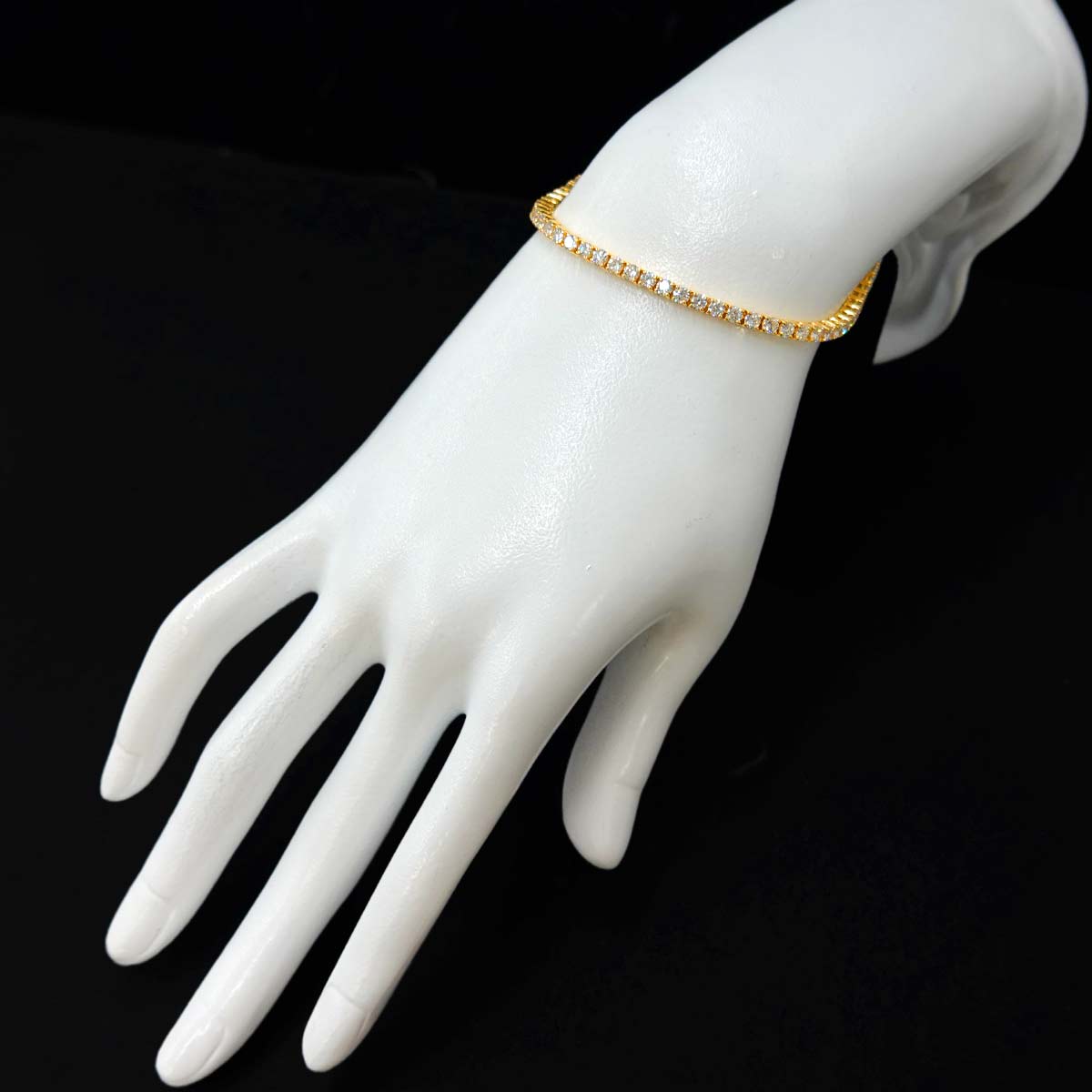 Timeless Classico Diamond Bracelet 18K Yellow Gold 750