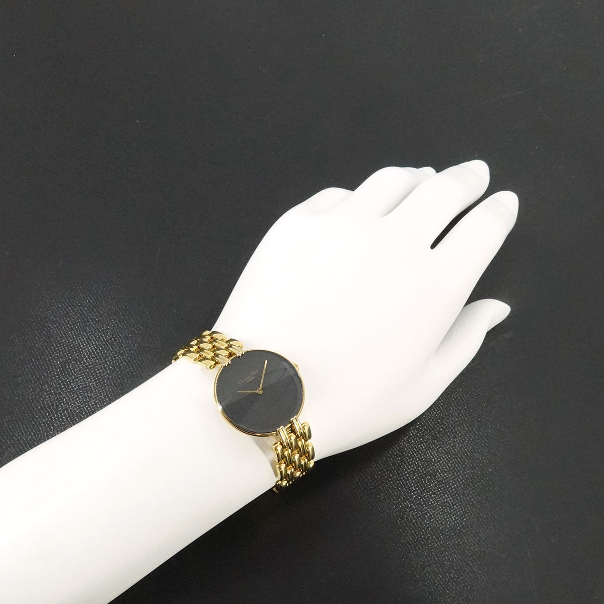 Bagbeera D46 154 4 GP Vitage Quartz Ladies Watch