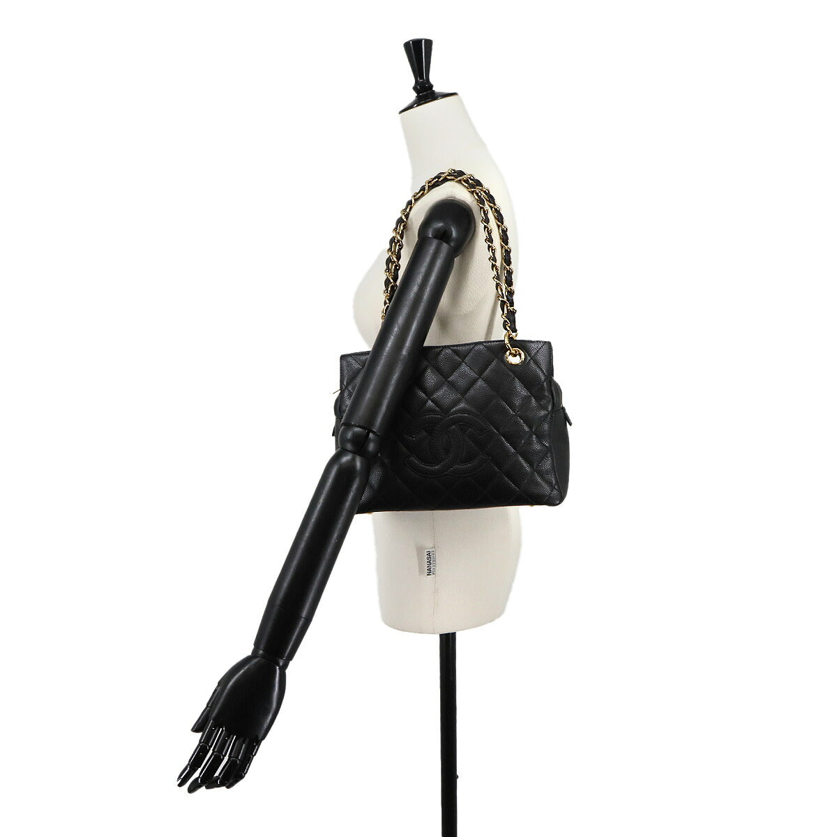 Matelasse Chain Shoulder Bag Leather Black A18004 Purse