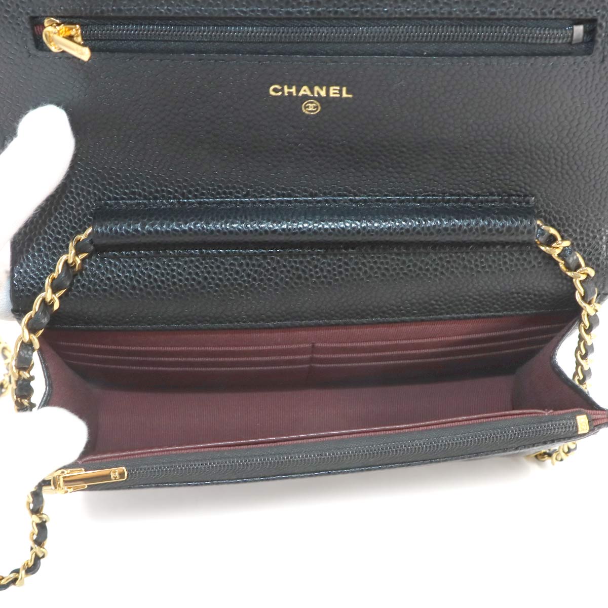 Matelasse Classic Chain Wallet Leather Black AP0250
