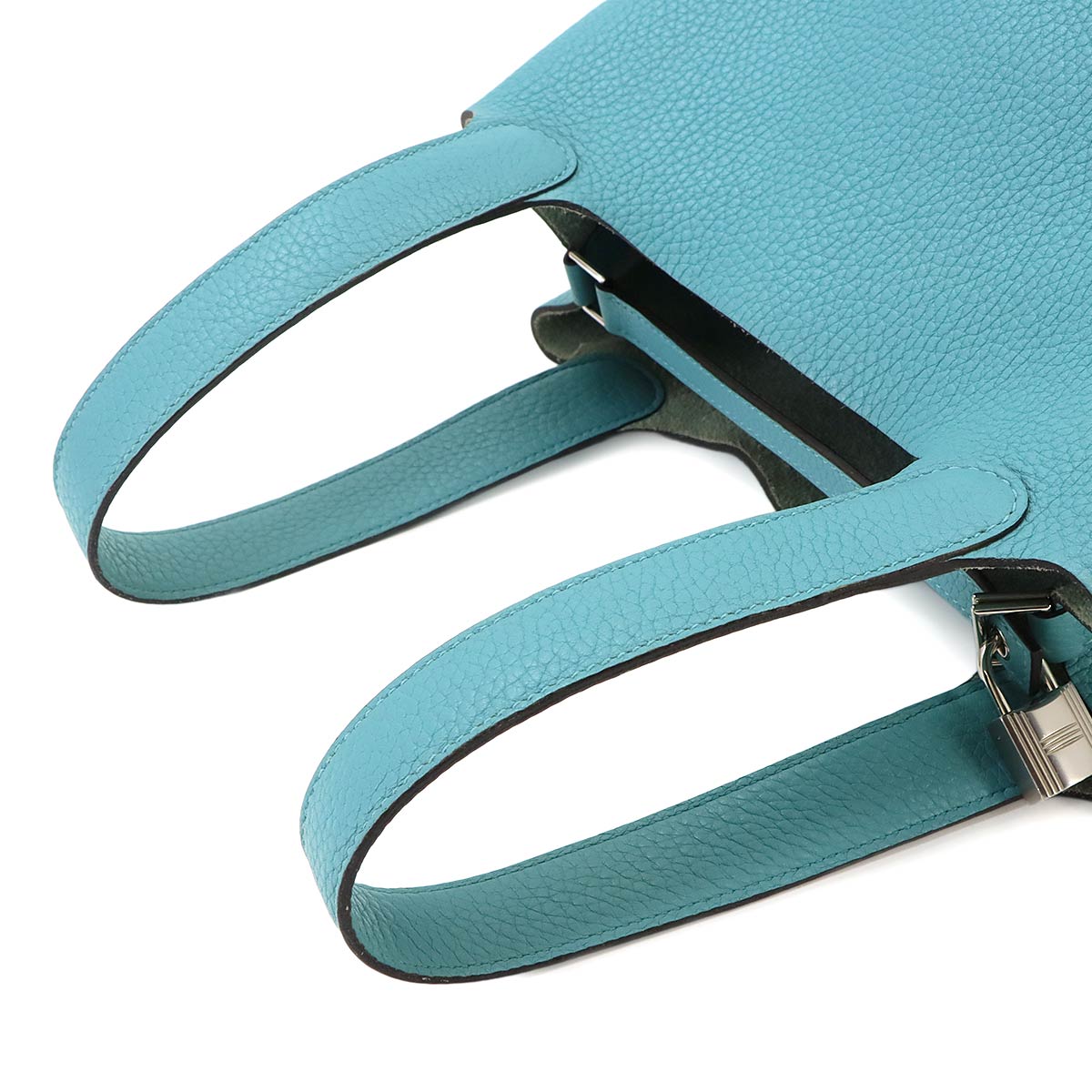 Picotin Lock MM Hand Bag Taurillon Clemence Blue Atoll