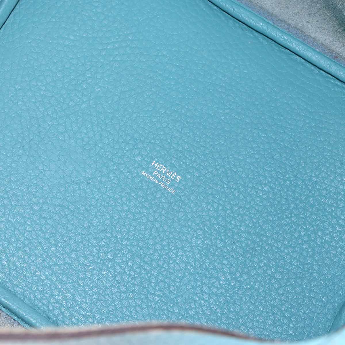 Picotin Lock MM Hand Bag Taurillon Clemence Blue Atoll