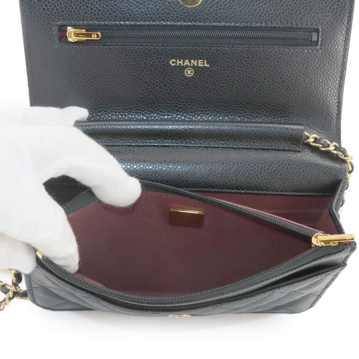 Matelasse Classic Chain Wallet Leather Black AP0250