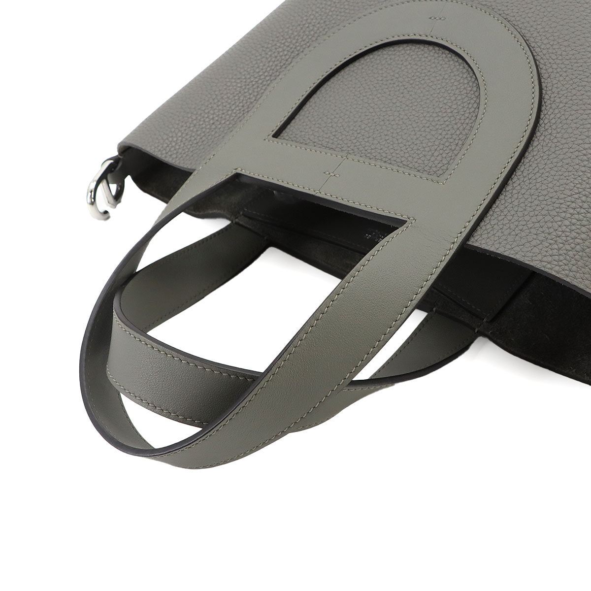 In the Loop 23 Hand Bag Taurillon Clemence Swift Gris Meyer