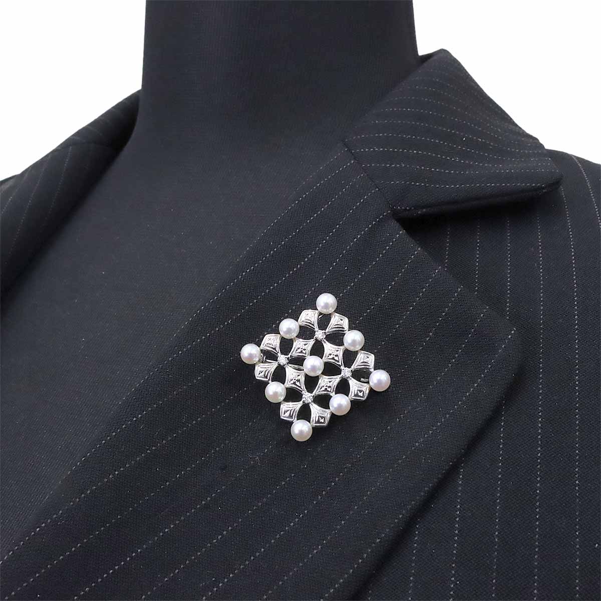 Akoya Pearl 4.1-4.0mm Diamond Brooch 18K White Gold 750