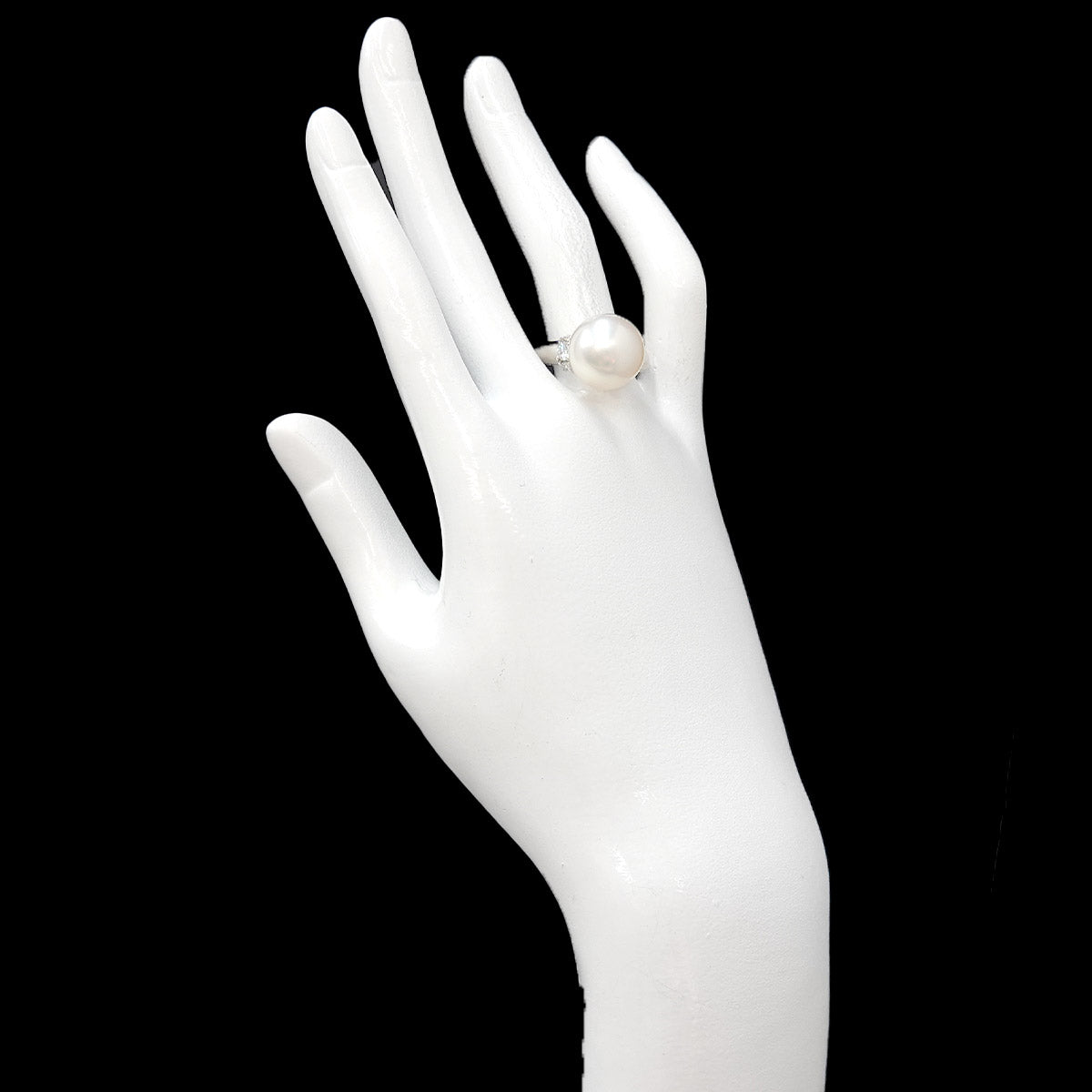 South Sea pearl 13.6mm Diamond 0.55ct Ring Pt size8-8.25(US)