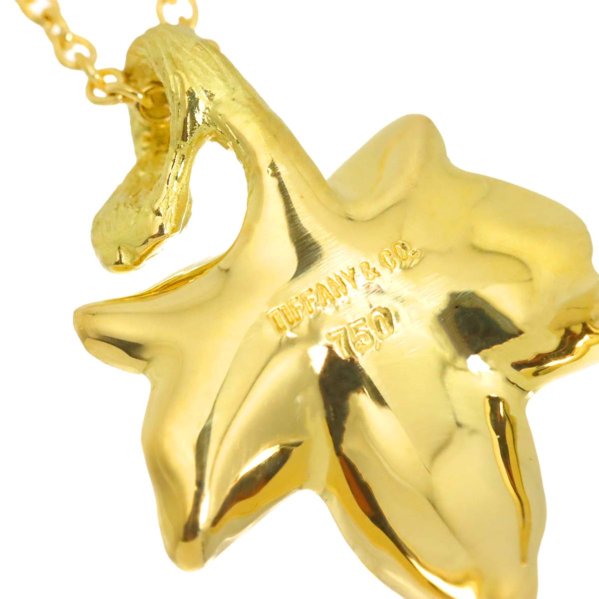 Leaf Motif Necklace 18K Yellow Gold 750