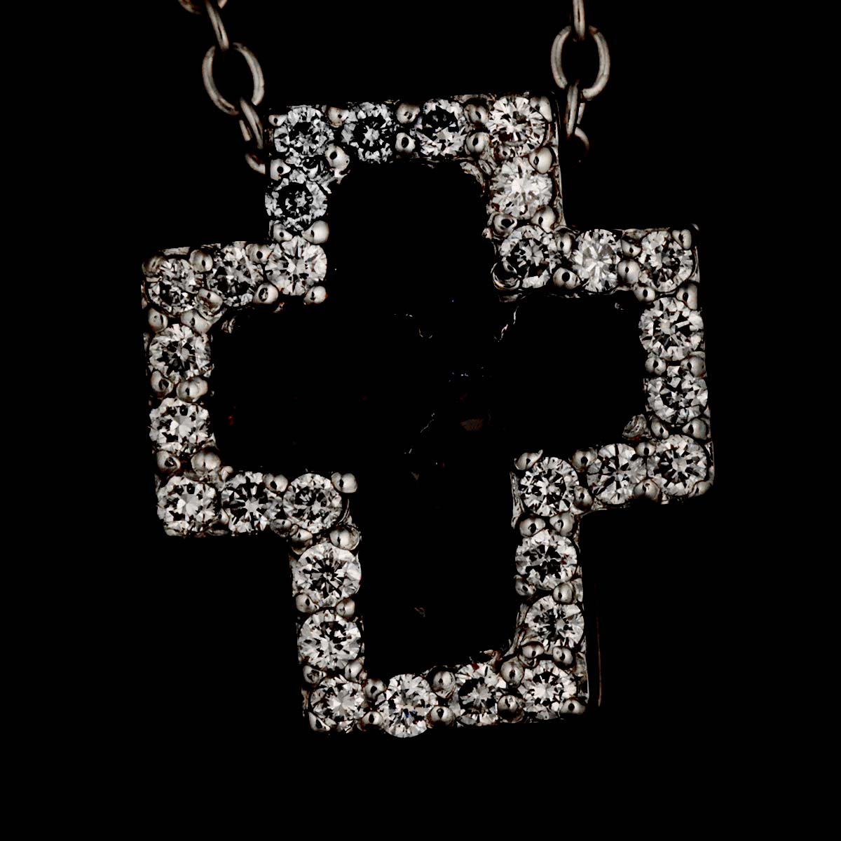 Cross Diamond 0.16ct/0.13ct Necklace 18K White Gold 750