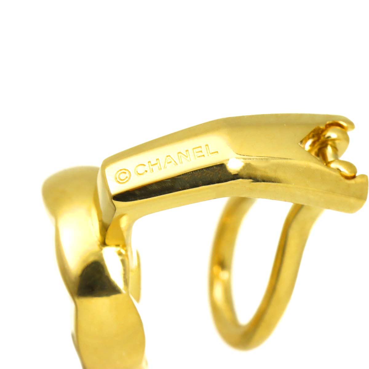 Coco Crush Diamond Earring Clip on 18K YG 750 One Piece only