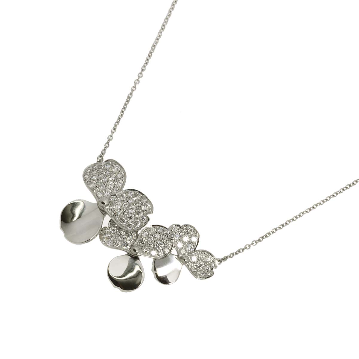 Paper Flowers Diamond Necklace Platinum