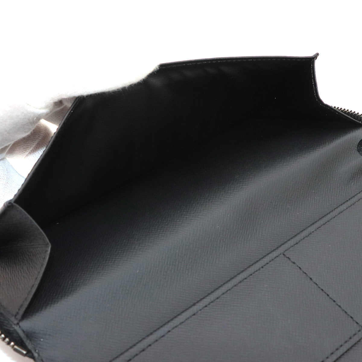 Monogram Eclipse Zippy Wallet Vertical Black M62295